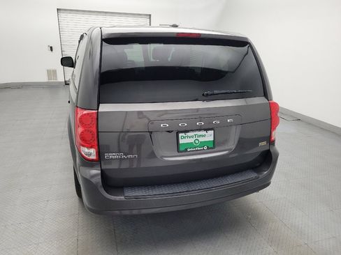 Used 2018 Dodge Grand Caravan SE FWD image 6
