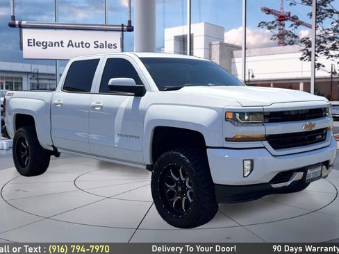 Used 2017 Chevrolet Silverado 1500 LT w/ All Star Edition AWD/4WD image 3