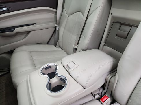 Used 2016 Cadillac SRX Premium image 32