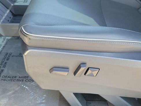 Used 2025 Tesla Cybertruck AWD Crew Cab image 17