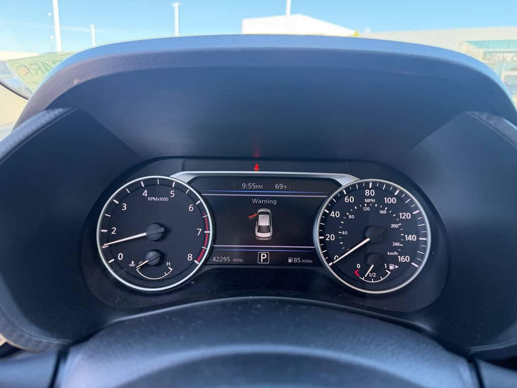 Used 2025 Nissan Sentra SV FWD image 12