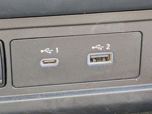 Used 2022 Nissan Frontier PRO-4X image 25