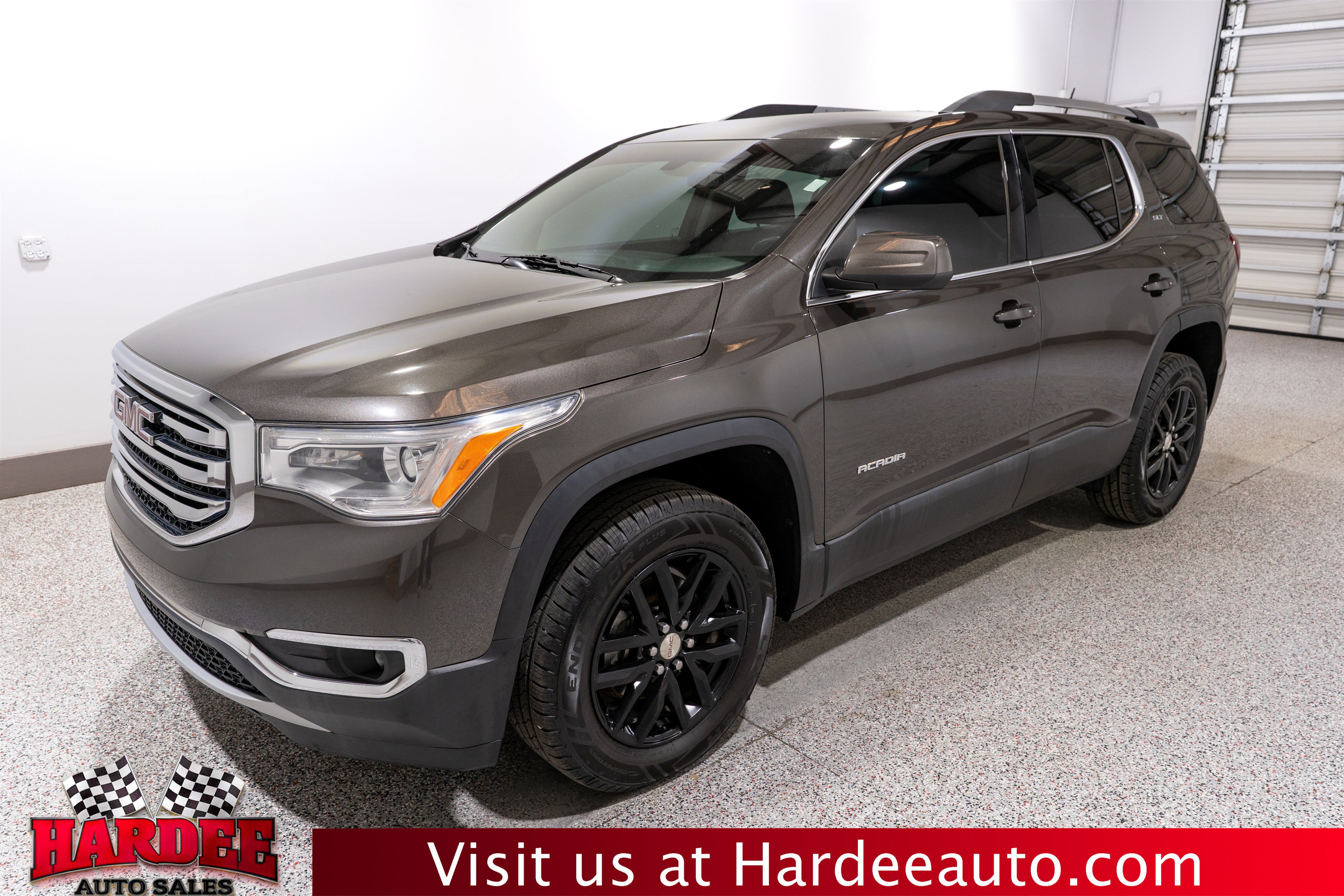 Used 2019 GMC Acadia SLT FWD image 2