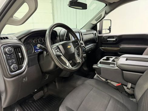 Used 2021 Chevrolet Silverado 3500 LT w/ Convenience Package AWD/4WD image 12
