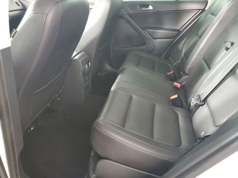 Used 2017 Volkswagen Tiguan Wolfsburg Edition image 13