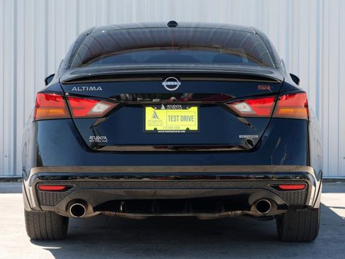 Used 2024 Nissan Altima 2.0 SR image 10