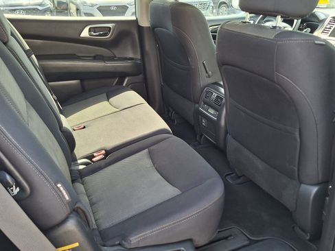 Used 2018 Nissan Pathfinder S FWD image 23