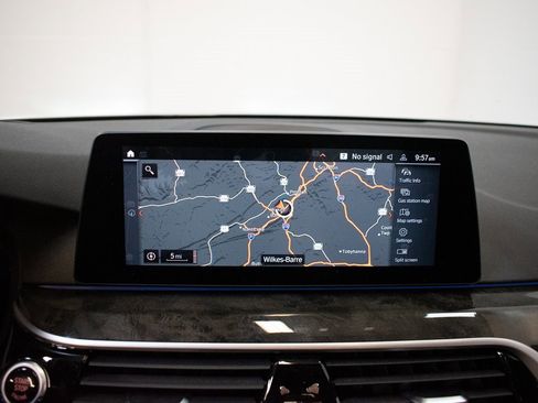 Used 2020 BMW 540i xDrive w/ Premium Package image 14