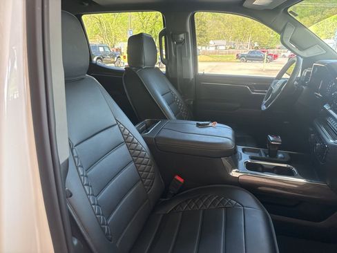 Used 2024 Chevrolet Silverado 1500 LTZ w/ LTZ Convenience Package II image 21