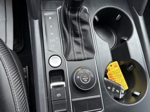 Used 2023 Volkswagen Atlas Cross Sport SE image 18