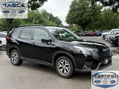 Certified 2024 Subaru Forester Premium AWD/4WD image 1
