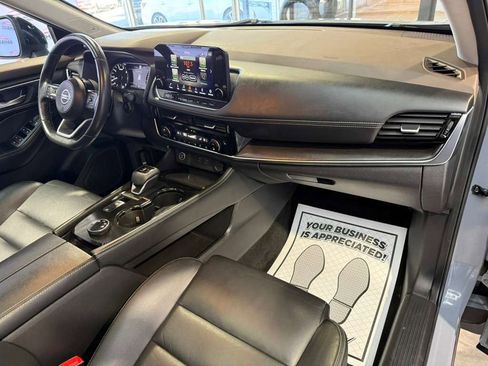 Used 2021 Nissan Rogue SL w/ Premium Package image 46