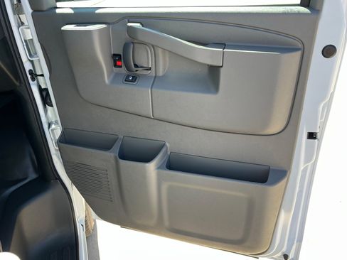 New 2025 Chevrolet Express 3500 Extended w/ Driver Convenience Package image 22