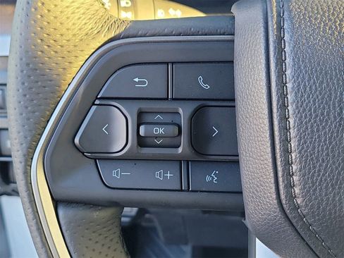 Certified 2025 Toyota Tacoma SR5 image 22