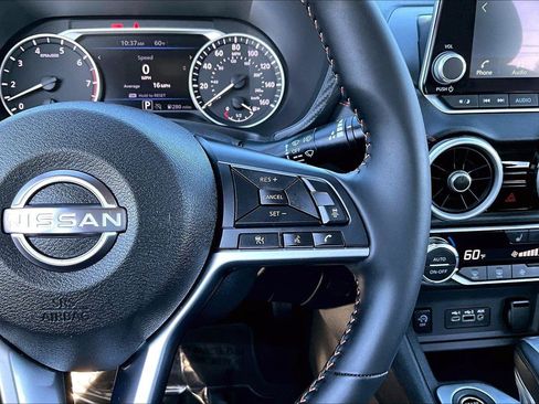 Used 2025 Nissan Sentra SR w/ Midnight Edition FWD image 12
