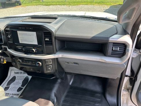 Used 2022 Ford F150 XL w/ Equipment Group 101A High RWD image 28