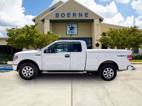 Used 2013 Ford F150 XLT w/ XLT Chrome Pkg AWD/4WD image 2