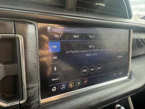 Used 2021 GMC Yukon Denali w/ Denali Premium Package image 27