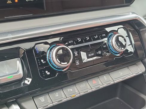New 2026 GMC Sierra 2500 Denali Ultimate AWD/4WD image 27