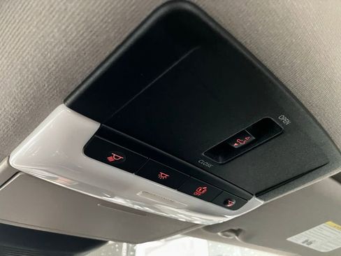 Used 2020 Nissan Sentra SR w/ Premium Package image 13