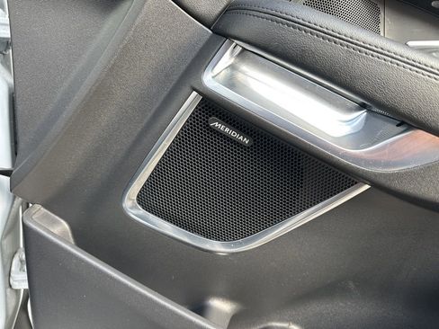 Used 2018 Jaguar E-PACE S image 24