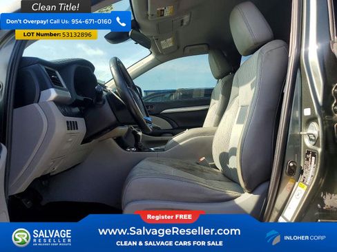 Used 2019 Toyota Highlander Plus FWD image 9