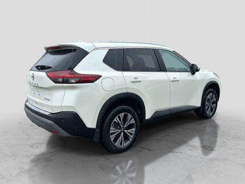 Certified 2023 Nissan Rogue SV w/ SV Premium B Package AWD/4WD image 5