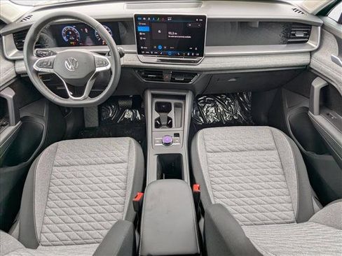 New 2025 Volkswagen Tiguan S image 15
