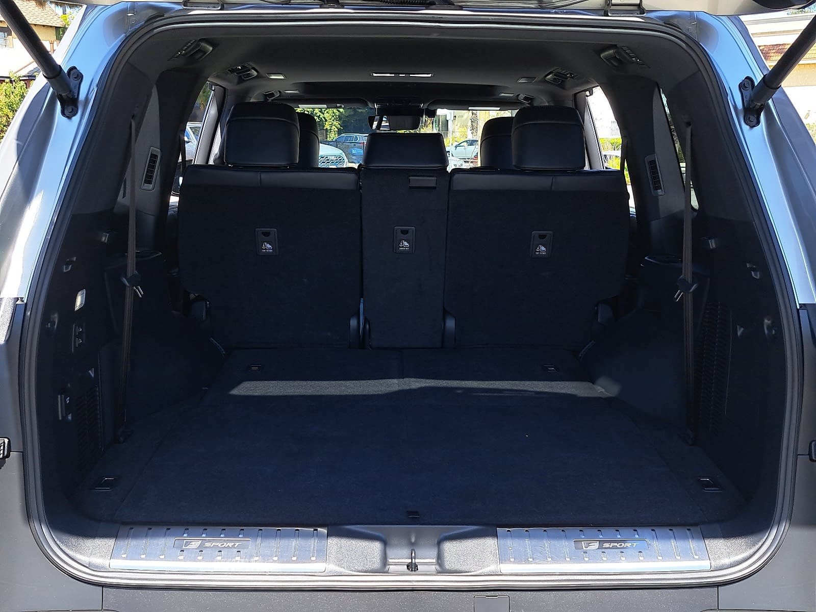 Used 2024 Lexus LX 600 F Sport AWD/4WD image 14