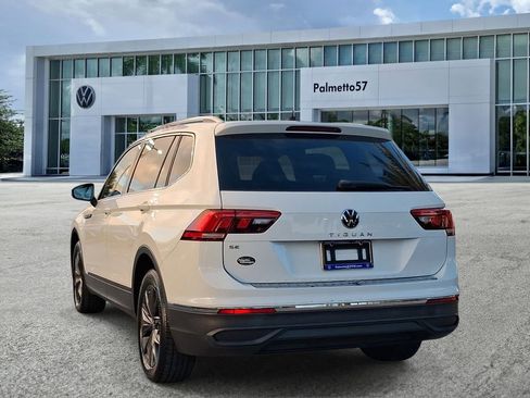 Certified 2022 Volkswagen Tiguan SE FWD image 4