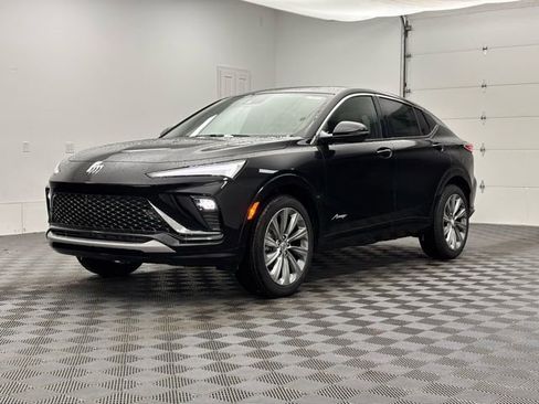 New 2026 Buick Envista Avenir image 2