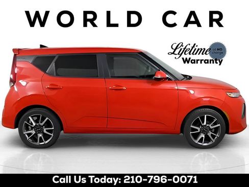 Used 2021 Kia Soul GT-Line image 2