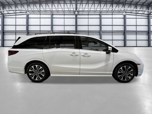 New 2026 Honda Odyssey Elite image 8