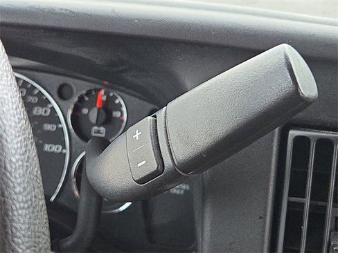 Used 2013 Chevrolet Express 3500 w/ Shuttle Bus Package image 18