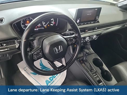 Used 2023 Honda Civic Sport image 3