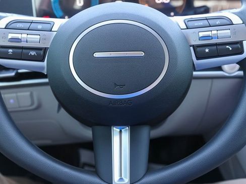 New 2026 Hyundai Tucson SE image 19