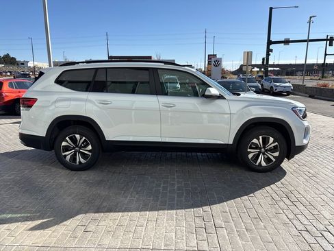 New 2026 Volkswagen Atlas SE image 6