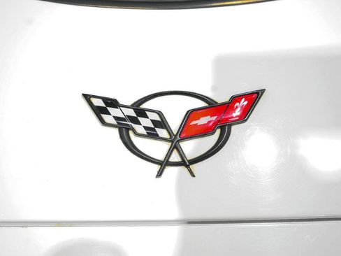 Used 1998 Chevrolet Corvette Coupe w/ Memory Pkg RWD image 23