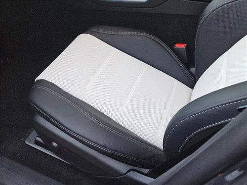 New 2026 Mercedes-Benz GLE 450 GLE 450 image 4