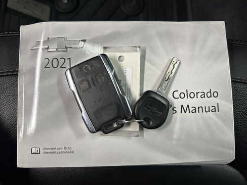 Used 2021 Chevrolet Colorado ZR2 image 39