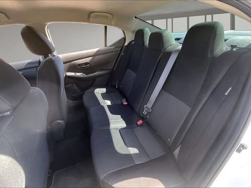 Used 2024 Nissan Sentra SV FWD image 21