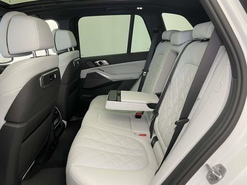 Used 2026 BMW X5 xDrive40i AWD/4WD image 16