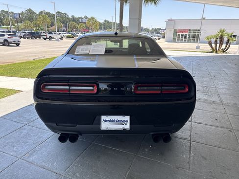 Used 2023 Dodge Challenger R/T Scat Pack RWD image 9