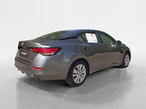 Certified 2025 Nissan Sentra S FWD image 5