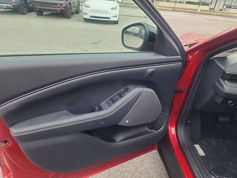 New 2024 Ford Mustang Mach-E Premium image 11