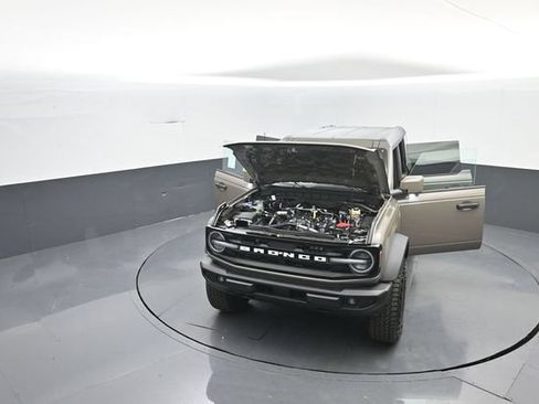 New 2026 Ford Bronco Outer Banks w/ Sasquatch Package AWD/4WD image 42