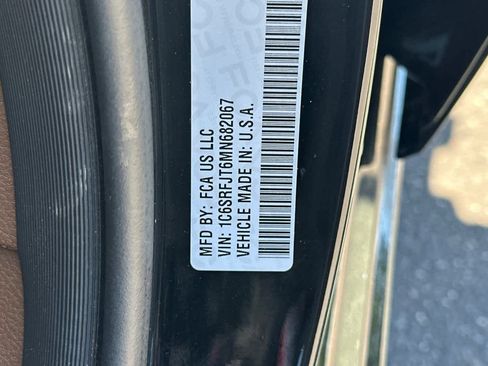 Used 2021 RAM 1500 Laramie AWD/4WD image 29