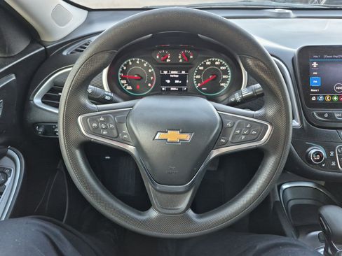 Used 2024 Chevrolet Malibu LT image 26