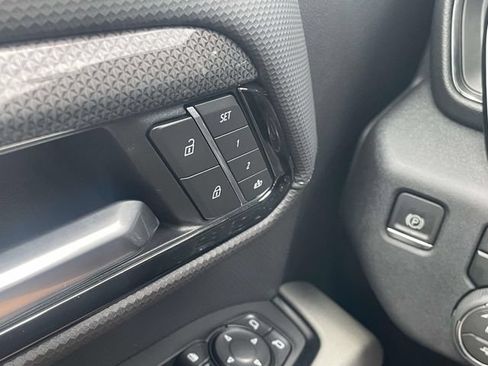 New 2026 Chevrolet Silverado 2500 ZR2 AWD/4WD image 20