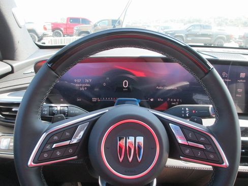 New 2025 Buick Enclave Avenir w/ Super Cruise Package image 18